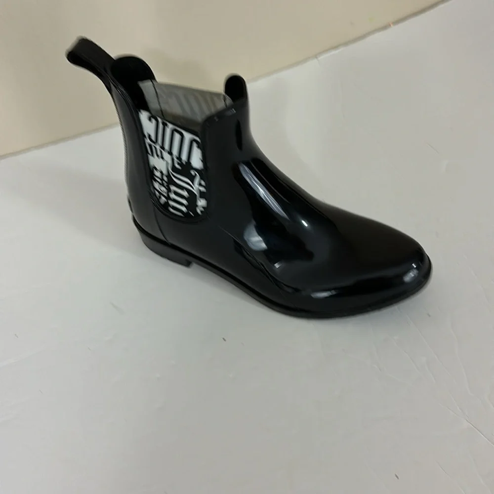 Juicy Couture Black Ankle Rain Boots Booties Size 9M